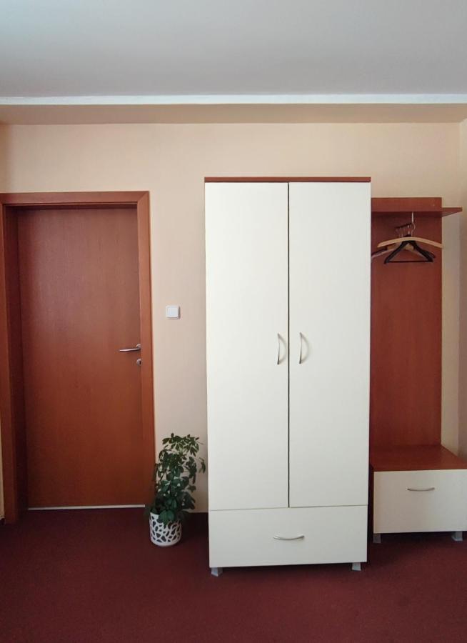Hotel 21 Братислава Экстерьер фото